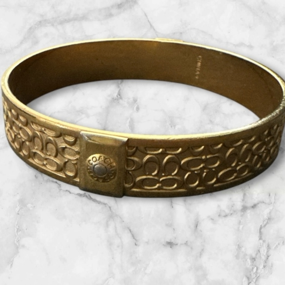 COACH Bangle Bracelet, GOLD TONE, Signature C Embossed - Picture 14 of 16
